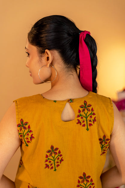 Surajmukhi Crop Top